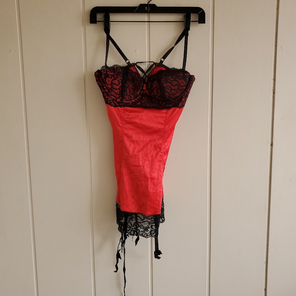Vintage FREDRICKS OF HOLLYWOOD Corset Bustier Red/Black Lace Medium Whimsigoth